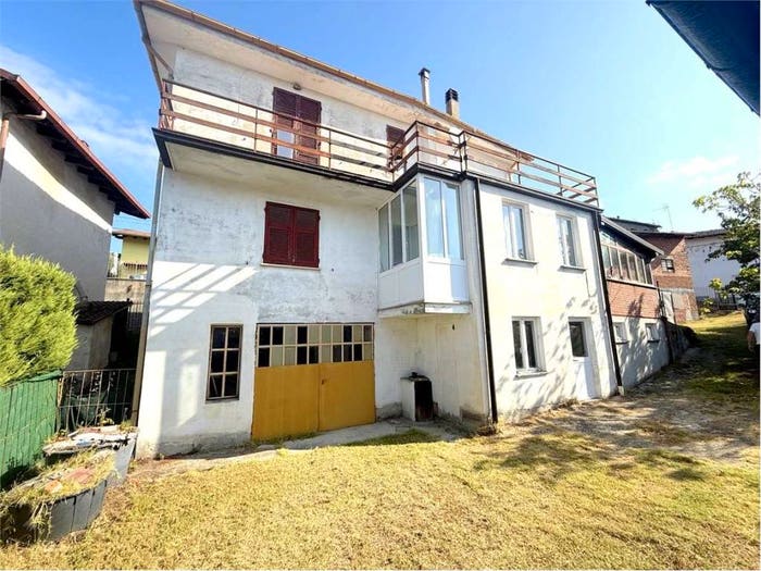 Casa con 6 locali in vendita in Vargo, Stazzano