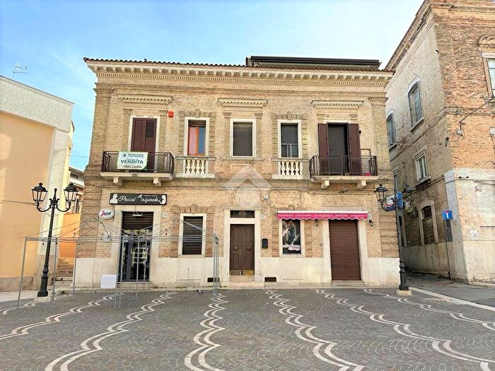 Casa trilocale in vendita in Corso Antonio Gramsci, San Severo