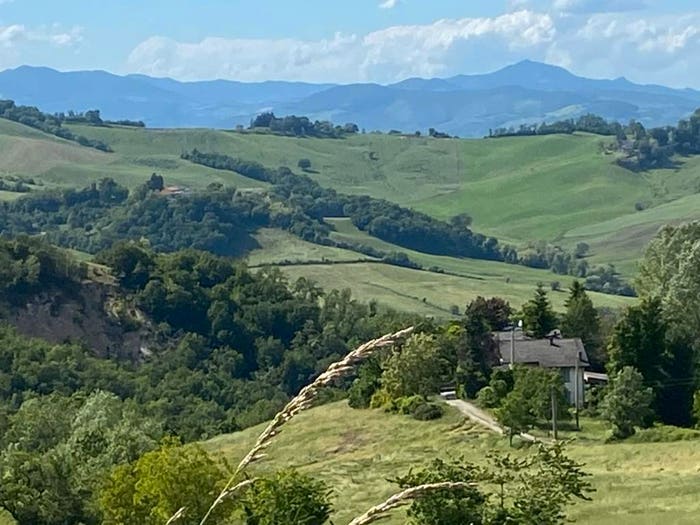 Casa con 6 locali in vendita in Via Pila, Calestano