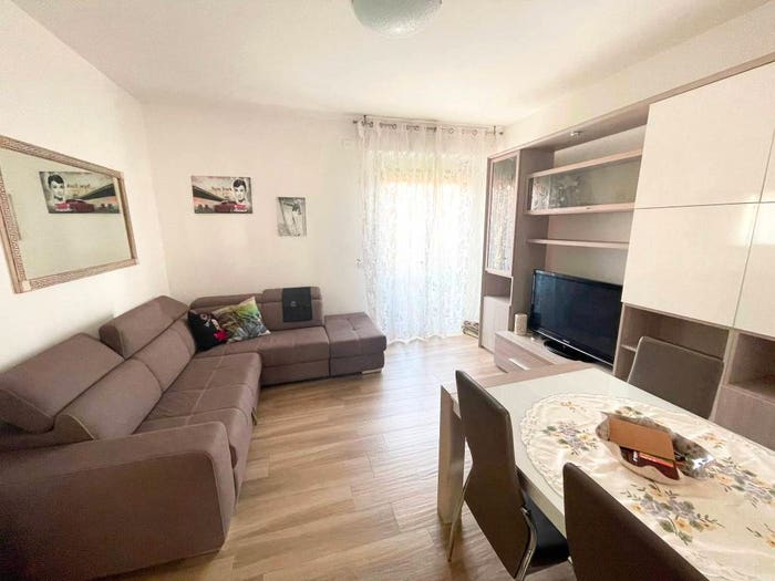 Appartamento trilocale in vendita in San Carlo, Milano