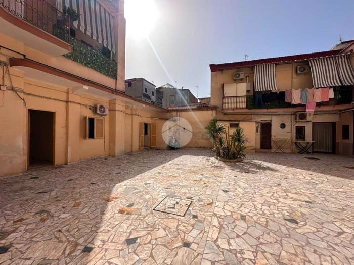 Appartamento trilocale in vendita in Via Cardinale Filomarino, Secondigliano, Napoli