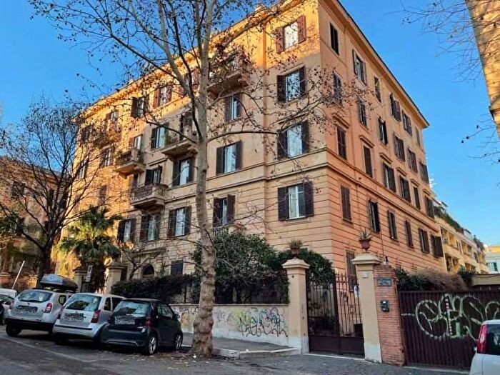 Appartamento quadrilocale in vendita in Viale Glorioso A, Trastevere, Roma