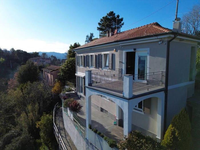 Casa con 6 locali in vendita in Via Montalbano, Isola, La Spezia