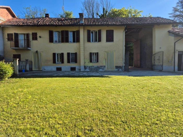 Casa con 6 locali in vendita in Via Montechiaro, Callianetto, Castell'Alfero