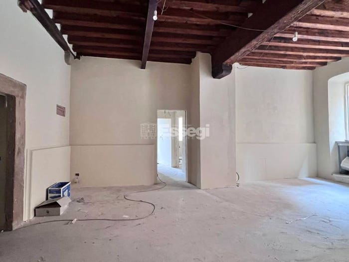 Appartamento con 6 locali in vendita in Piazza San Michele, Piazza Napoleone San Michele, Lucca