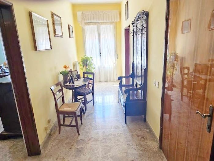 Appartamento con 6 locali in vendita in Via Nazionale, Centro, Maranello