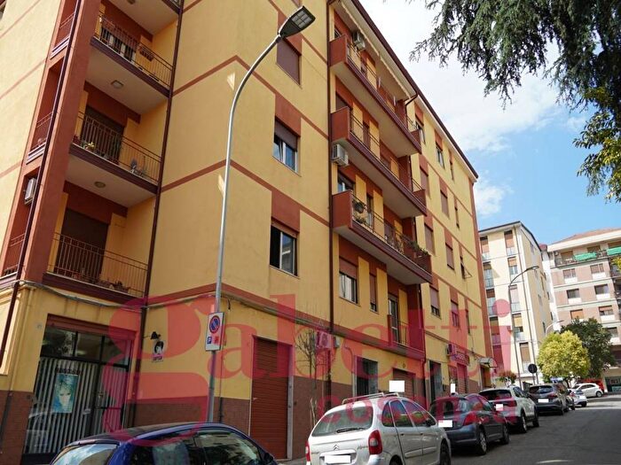 Appartamento quadrilocale in vendita in VIA SCIASCIA, Stadio Città, Cosenza