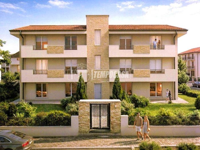 Appartamento trilocale in vendita in Via Vincenzo Monti, Rogorotto, Arluno