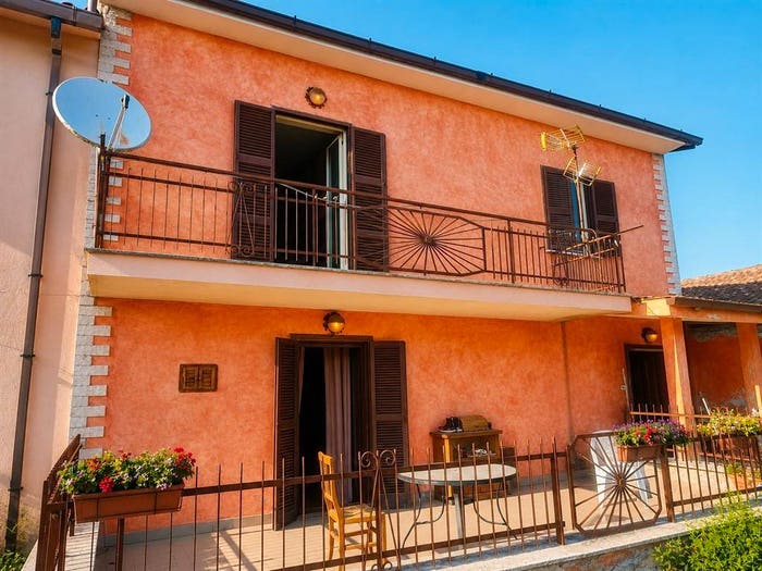 Casa trilocale in vendita in Via Quadrelle, Palestrina