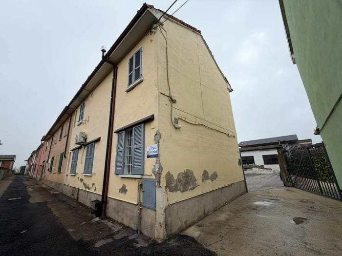 Casa quadrilocale in vendita in Via Giuseppe Garibaldi, Centro, Lomello