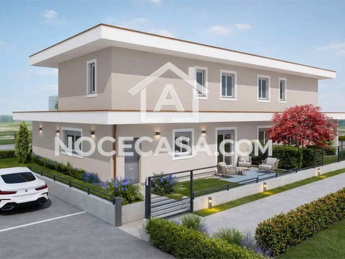 Casa con 5 locali in vendita in Piazzale Risorgimento, Centro, Castrezzato
