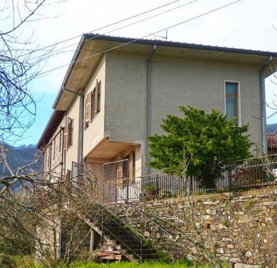 Casa con 5 locali in vendita in Località Rosticciola, Villa, Tresana