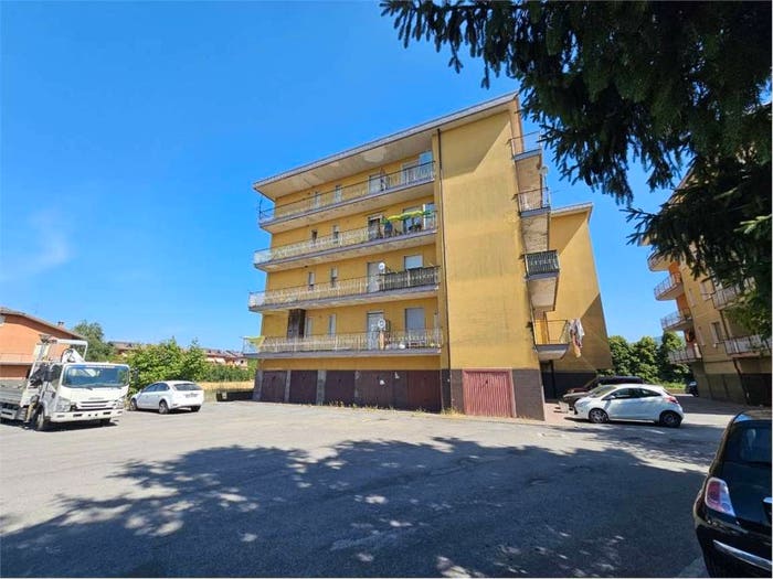 Appartamento quadrilocale in vendita in strada di Mombasiglio, Centro, Ceva