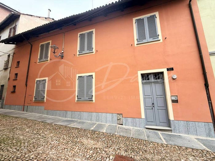 Casa quadrilocale in vendita in Via Niccola Gabiani, Centro Storico, Asti