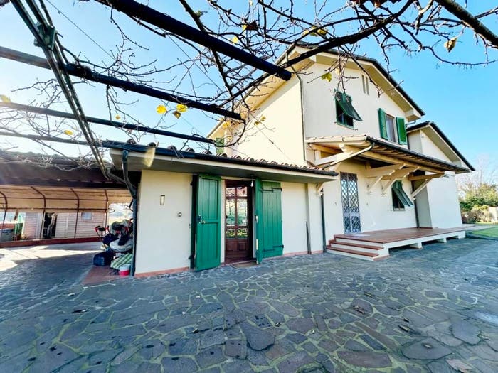 Casa con 6 locali in vendita in Lammari Lunata, Capannori