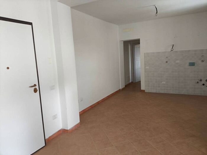 Appartamento bilocale in vendita in Piazza Giuseppe Giusti, Centro, Monsummano Terme