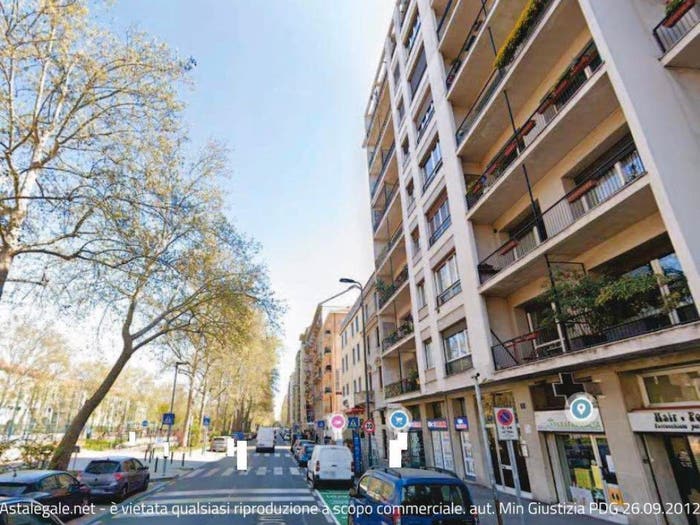 Appartamento trilocale in vendita in Viale Argonne, Argonne Corsica, Milano