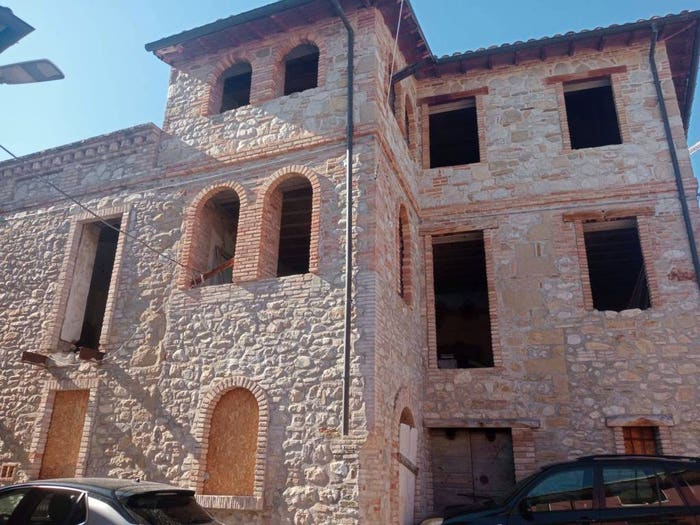 Appartamento con 6 locali in vendita in Via Scarpone, Torricella, Torricella Sicura