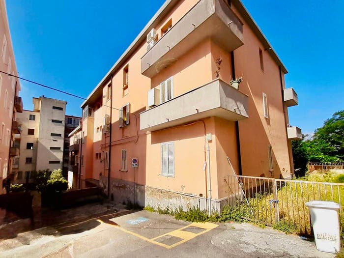 Appartamento con 5 locali in vendita in Via Bruno Chimirri, San Leonardo, Catanzaro