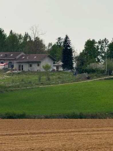 Casa trilocale in vendita in Strada della Cicala, Bra