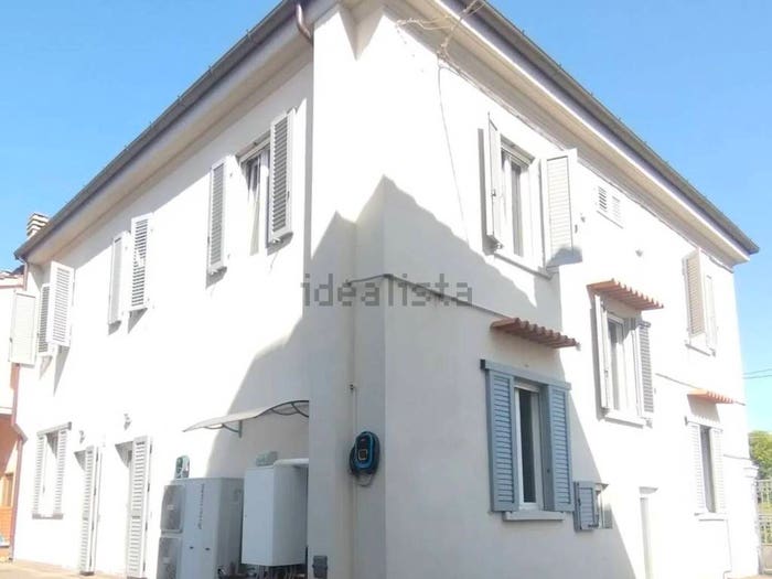 Casa con 6 locali in vendita in Via Vecchia Fiorentina Ii Tronco, Catena, Quarrata
