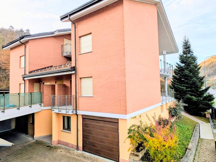 Appartamento trilocale in vendita in Via Provinciale Mongia, Centro, Mombasiglio