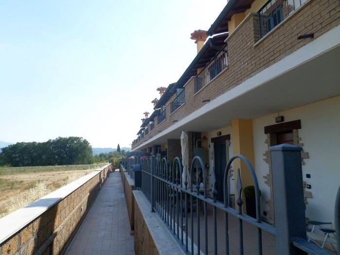 Casa con 5 locali in vendita in Via della Croce, Attigliano