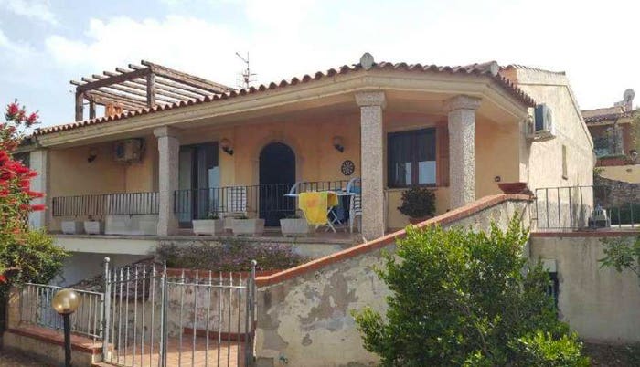Casa quadrilocale in vendita in Via Portovenere, Cannigione, Arzachena