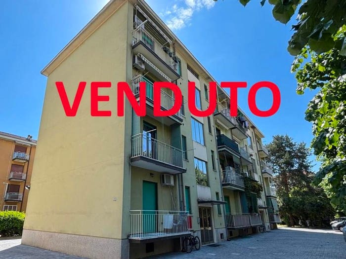 Appartamento trilocale in vendita in Via Antonio Sciesa, Abbiategrasso