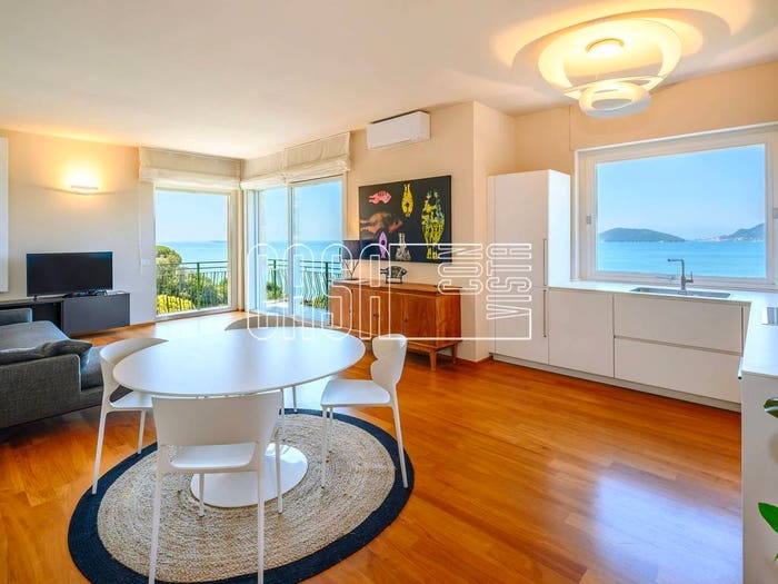 Appartamento con 6 locali in vendita in Via Fiascherino Traversa, La Serra Tellaro, Lerici