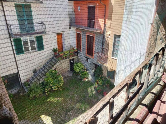 Casa quadrilocale in vendita in Via Pelazza, Ormea