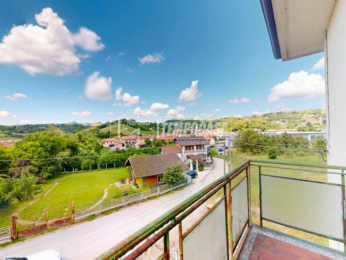 Appartamento quadrilocale in vendita in Strada Stazione, Borgo San Martino, Pocapaglia