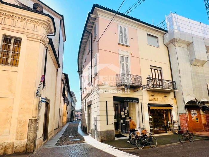 Casa bilocale in vendita in Centro Storico, Crema