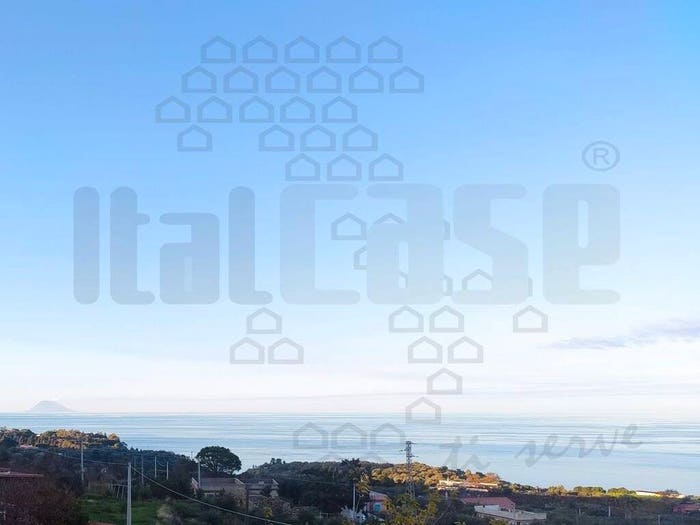 Casa quadrilocale in vendita in Contrada Capillieri Mezzana, Acqualadrone Spartà, Messina