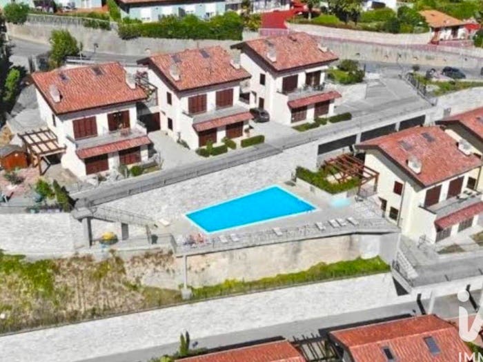 Appartamento bilocale in vendita in Via Mezzema, Priezzo Sompriezzo, Tremosine sul Garda
