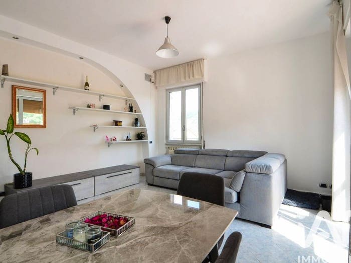 Appartamento quadrilocale in vendita in Via Trento e Trieste, Centro, Millesimo