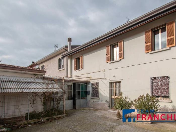 Casa quadrilocale in vendita in Via Alessandro Manzoni, Remedello Di Sotto, Remedello