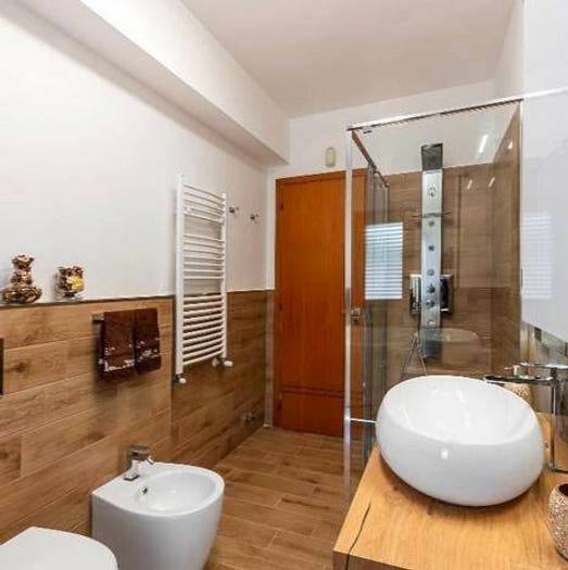 Appartamento trilocale in vendita in Le Cure, Firenze