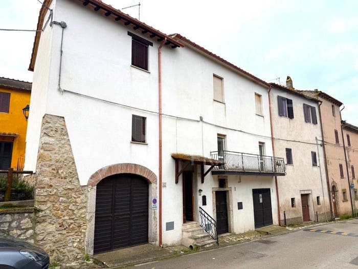Appartamento con 5 locali in vendita in Via Piave, Giove