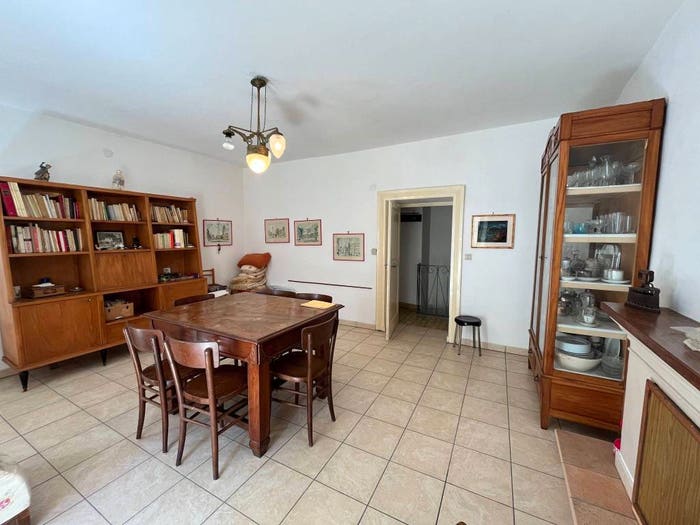 Casa con 6 locali in vendita in Via San Pietro, Centro, Settefrati