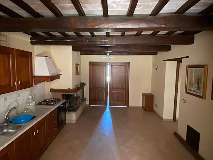 Appartamento quadrilocale in vendita in Via Castel di Campi, Campi, Norcia