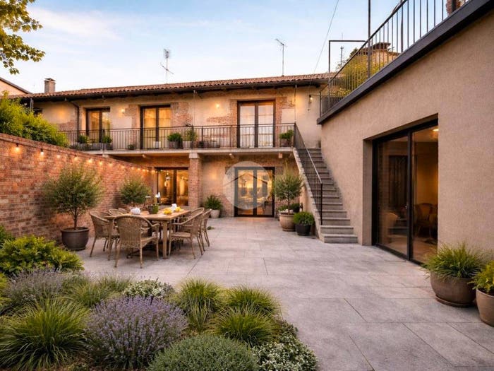 Casa quadrilocale in vendita in Via S Martino, Montanaro