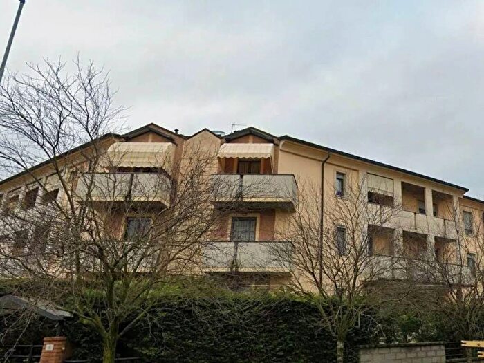 Appartamento con 5 locali in vendita in Via Pablo Neruda, Centro, Casalpusterlengo