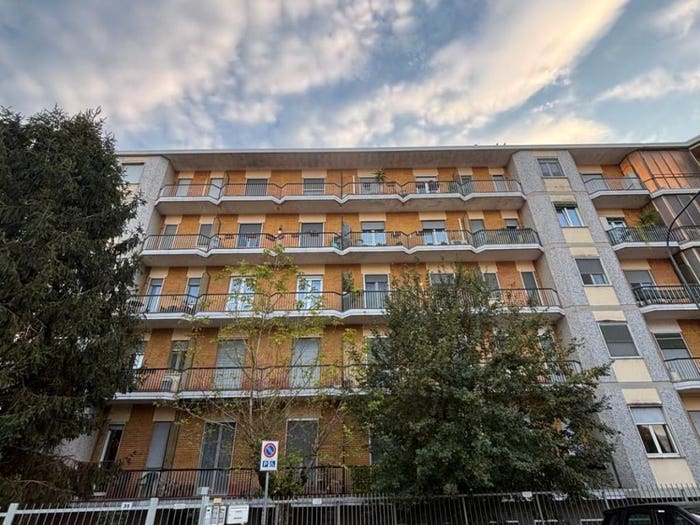 Appartamento con 5 locali in vendita in Via degli Arenili, Po, Cremona
