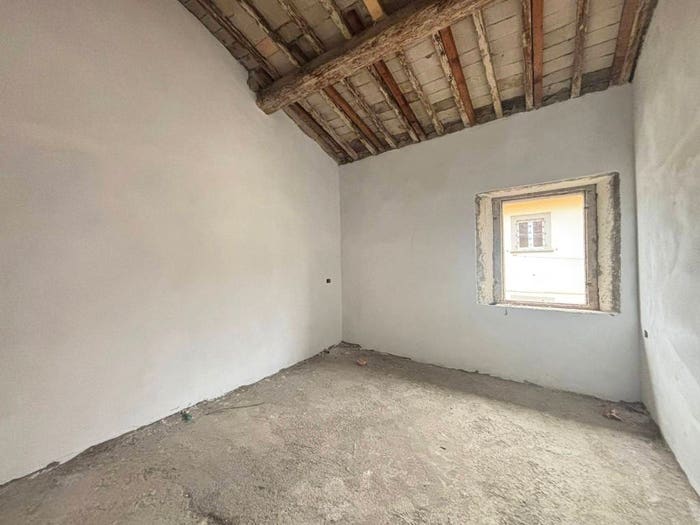 Appartamento trilocale in vendita in Piazza Taddeo Gaddi, Ponte alla Vittoria, Firenze