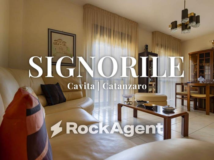 Appartamento quadrilocale in vendita in Viale Barlaam da Seminara, Mater Domini Cavita, Catanzaro