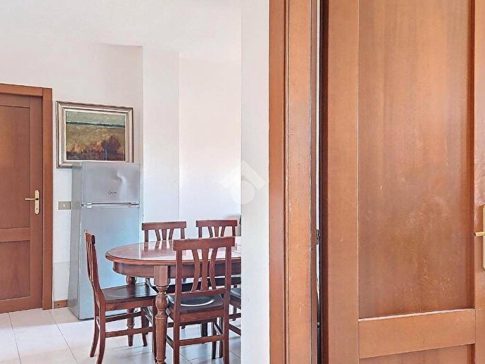 Appartamento con 5 locali in vendita in Via Eleonora d'Arborea, San Nicola, Olbia