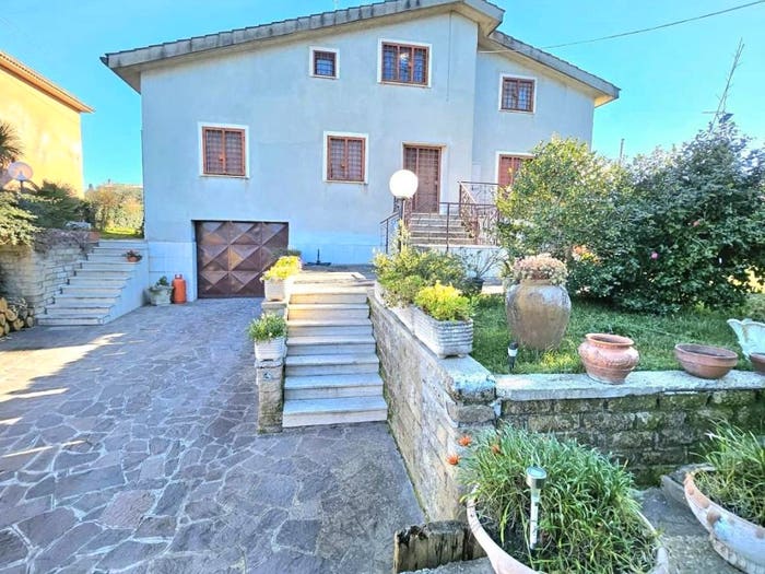 Casa con 6 locali in vendita in Via dei Lombardi, Castelluccia Fontana Sala, Marino