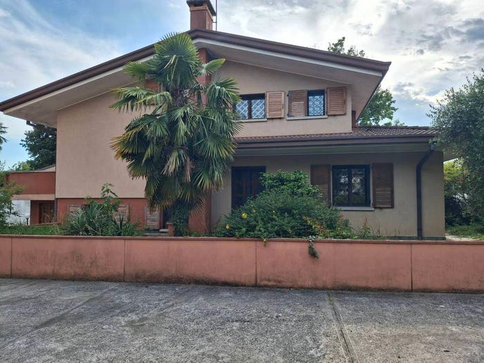Casa con 6 locali in vendita in Via Friuli, Centro, Codroipo