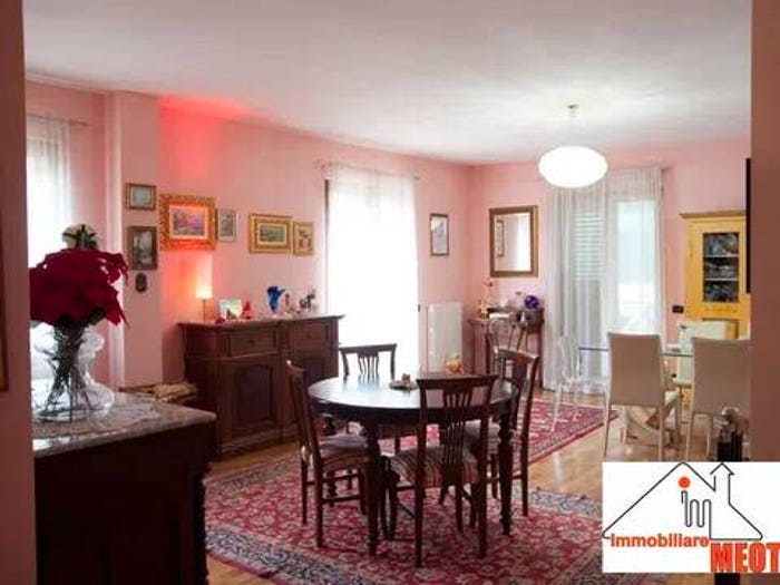 Casa con 6 locali in vendita in Molinelle, Monteforte Irpino